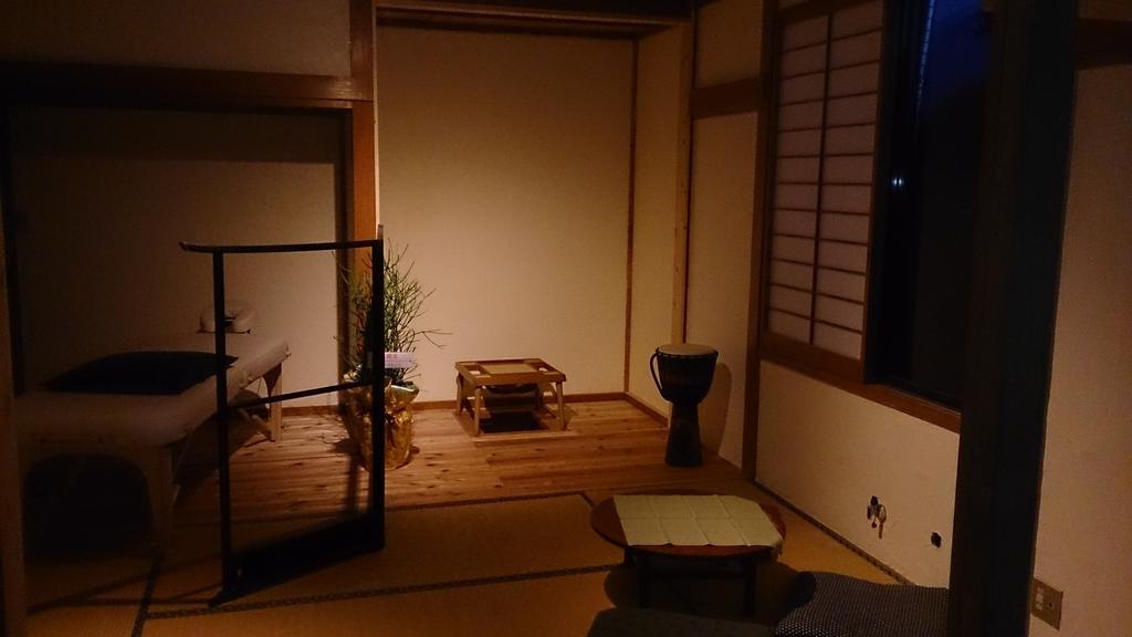 Teishaba Guesthouse&Cafe Fujiyoshida Zewnętrze zdjęcie