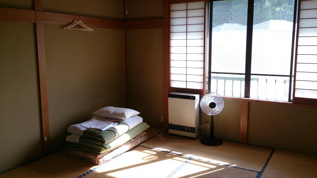 Teishaba Guesthouse&Cafe Fujiyoshida Zewnętrze zdjęcie