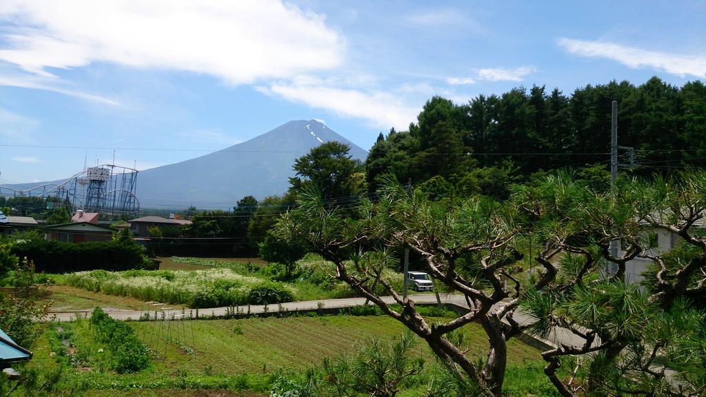 Teishaba Guesthouse&Cafe Fujiyoshida Zewnętrze zdjęcie