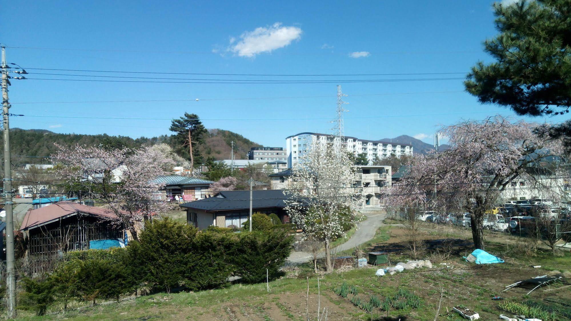 Teishaba Guesthouse&Cafe Fujiyoshida Zewnętrze zdjęcie